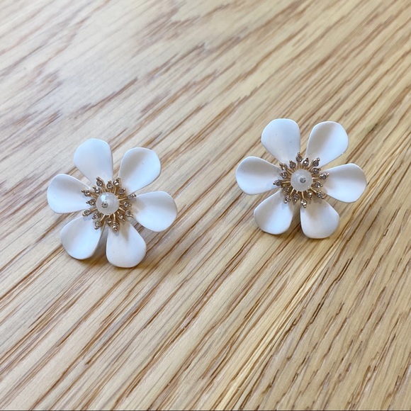J. Crew Jewelry - *J Crew Flower Stud Earrings White Cubic Zirconia Gold